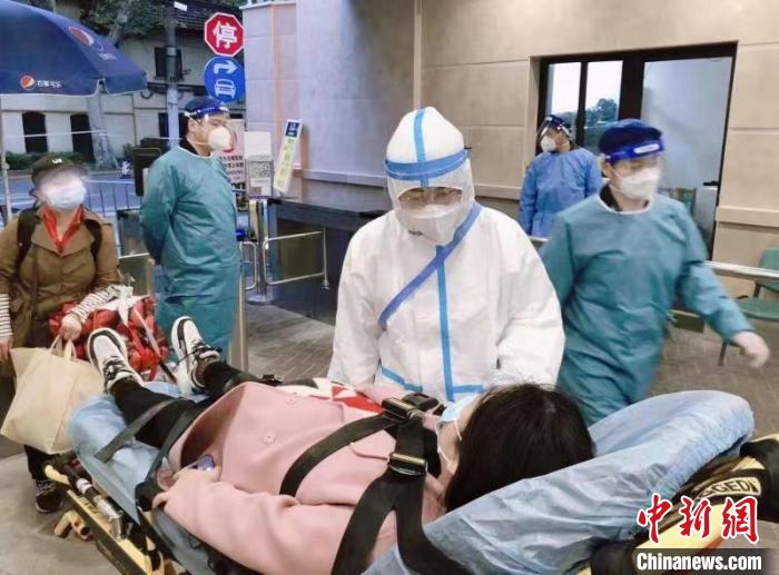 （上海战疫录）上海妇产科护士“云分享”战疫心声：疫情下迎接新生的希望