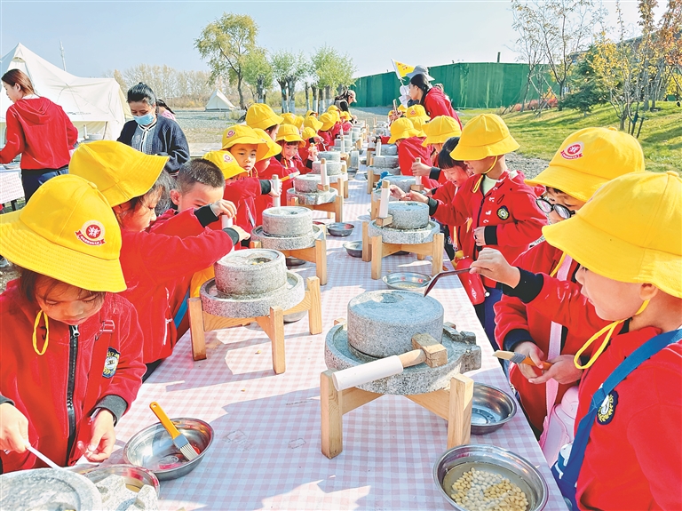 带孩子来一场丰收研学游