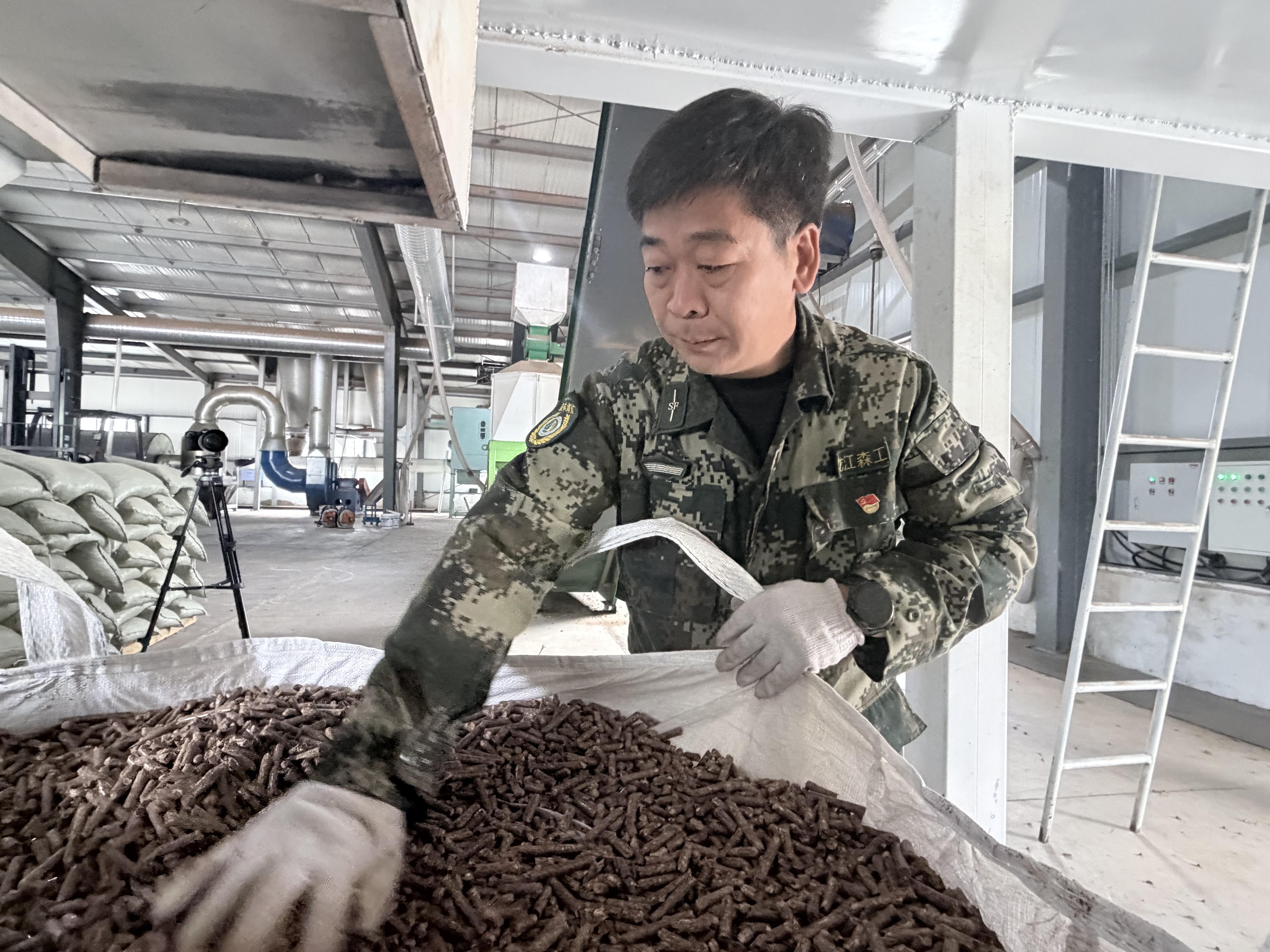 龙江人·奋斗者｜张翰：深耕生物质